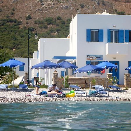 Dream Island Hotel Livadia  エクステリア 写真