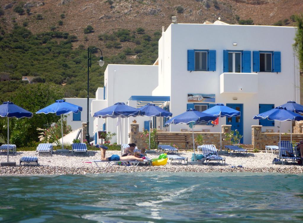 Dream Island Hotel Livadia  エクステリア 写真
